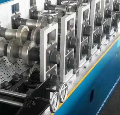 購入 CE 電源ケーブルトレイ製造機械 商業用建物用のロール形作機 online manufacture