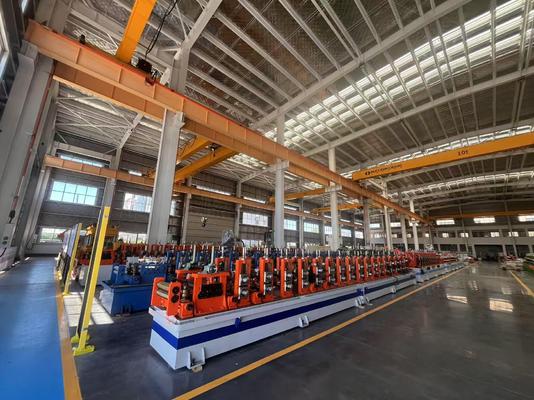 太陽光発電（PV）架台用自動ロール成形機、PLC制御付き