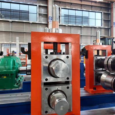 中国 2-4mm 厚さの鋼ロール形成機械 ISO9001